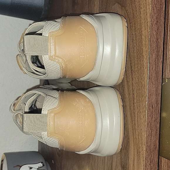 Hood rubber co outdoor sneakers - Picture 3 of 6